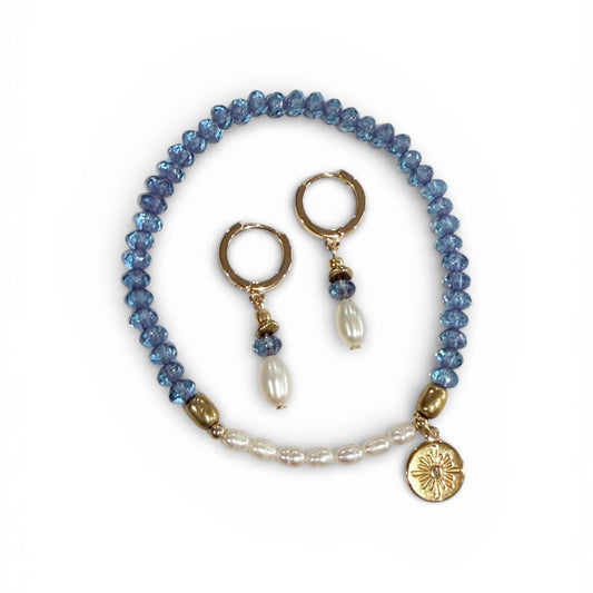 Beachcomber Pearl Stretch Charm Bracelet - Cerulean 7.25"