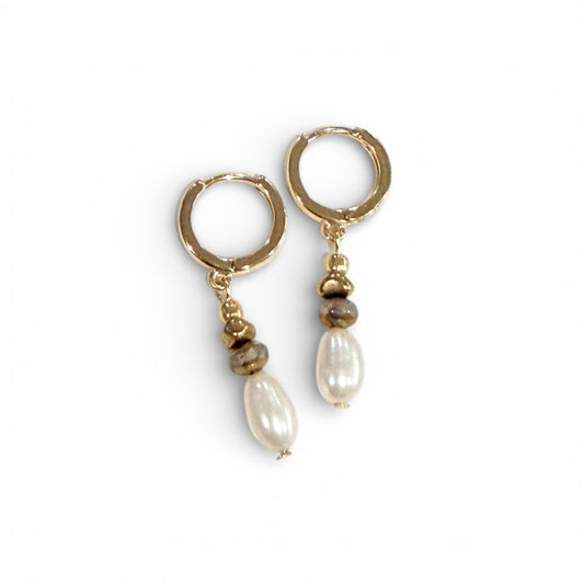 Beachcomber Pearl Earrings - Golden Poi